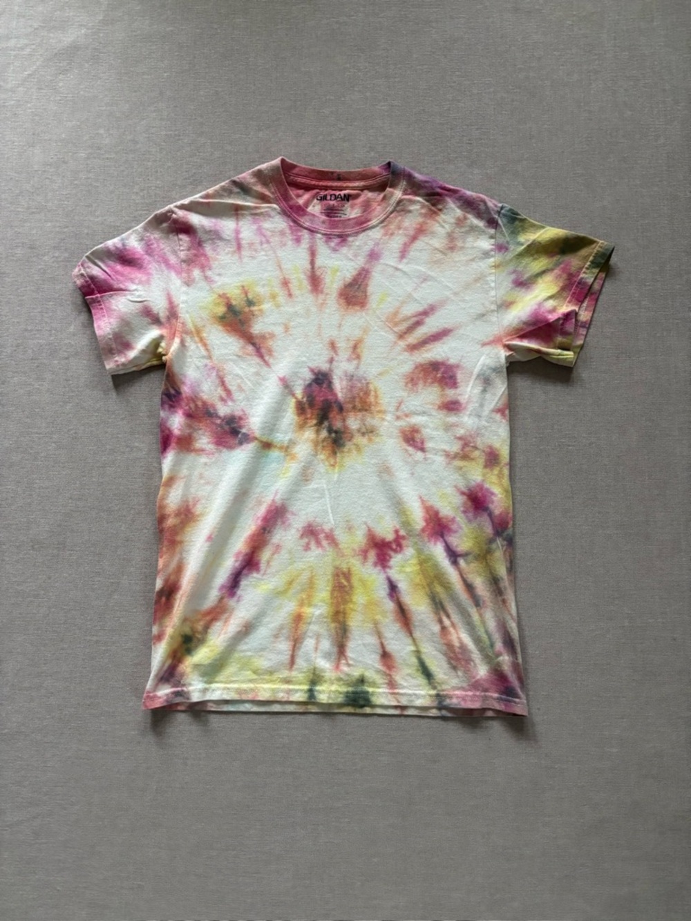 Gildan Tie-Dye Cotton Boho Hippie Short Sleeve Tee - White, Pink, Yellow, Orange